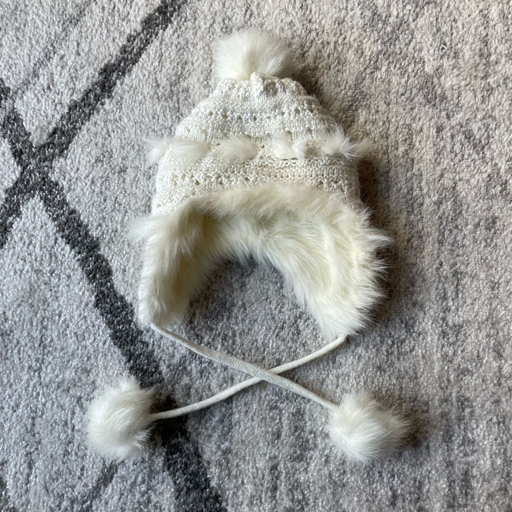 AEO Fuzzy Winter Hat